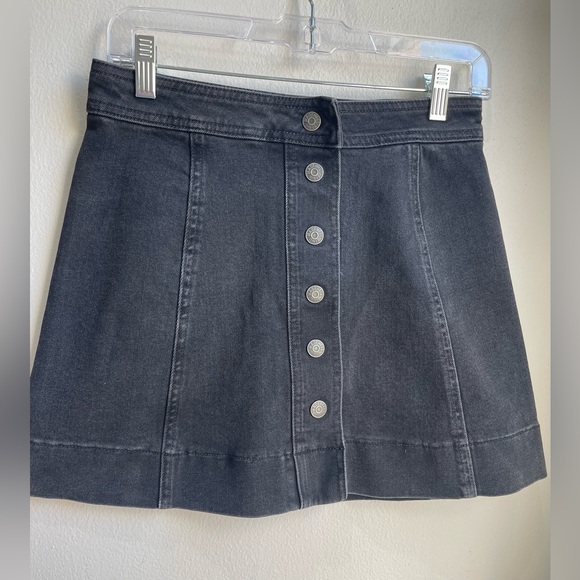 Madewell Dresses & Skirts - Madewell Black Denim Mini Skirt Size 2